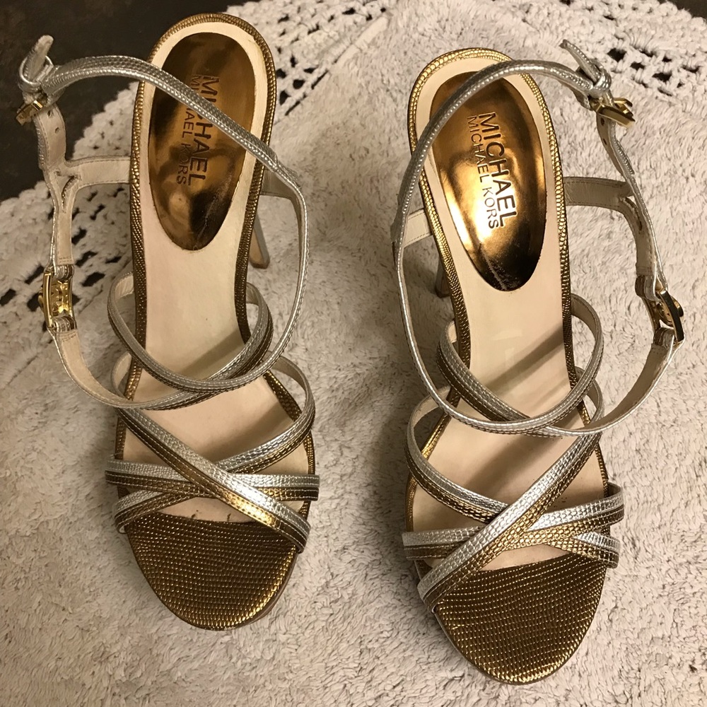 Ladies shoes